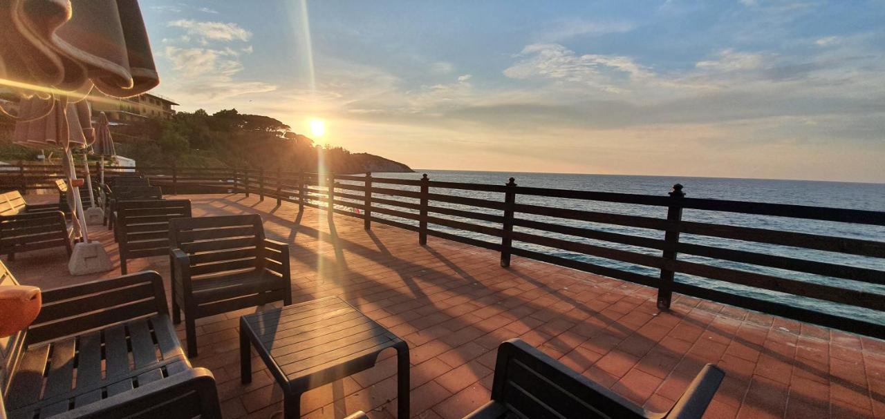 Hotel Le Ghiaie Portoferraio Bagian luar foto